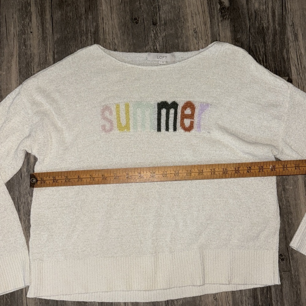 super soft lightweight “Summer” sweater! Woman’s medium - perfect for summertime - Picture 6 of 8